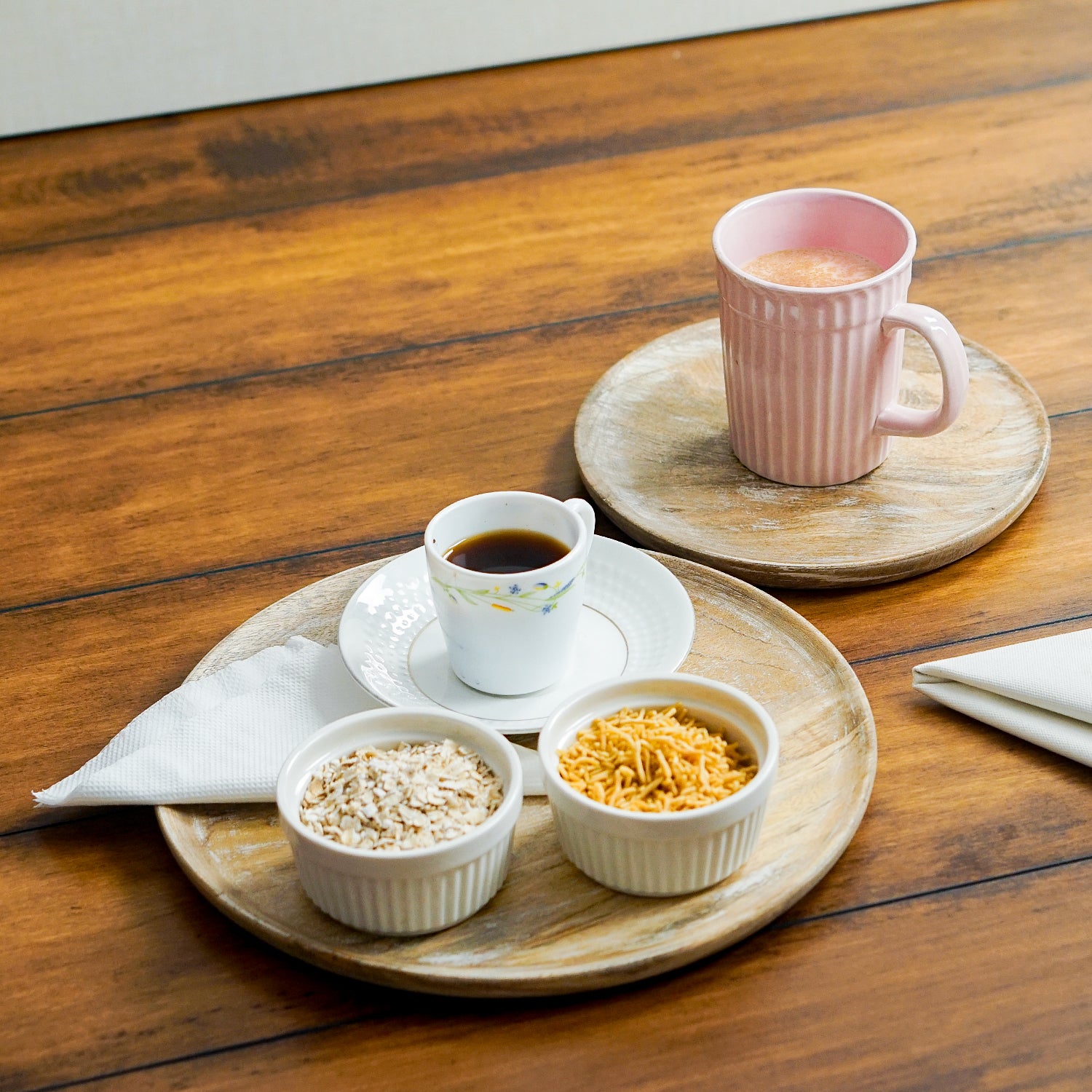 White Mango Wooden Plate Set of 2