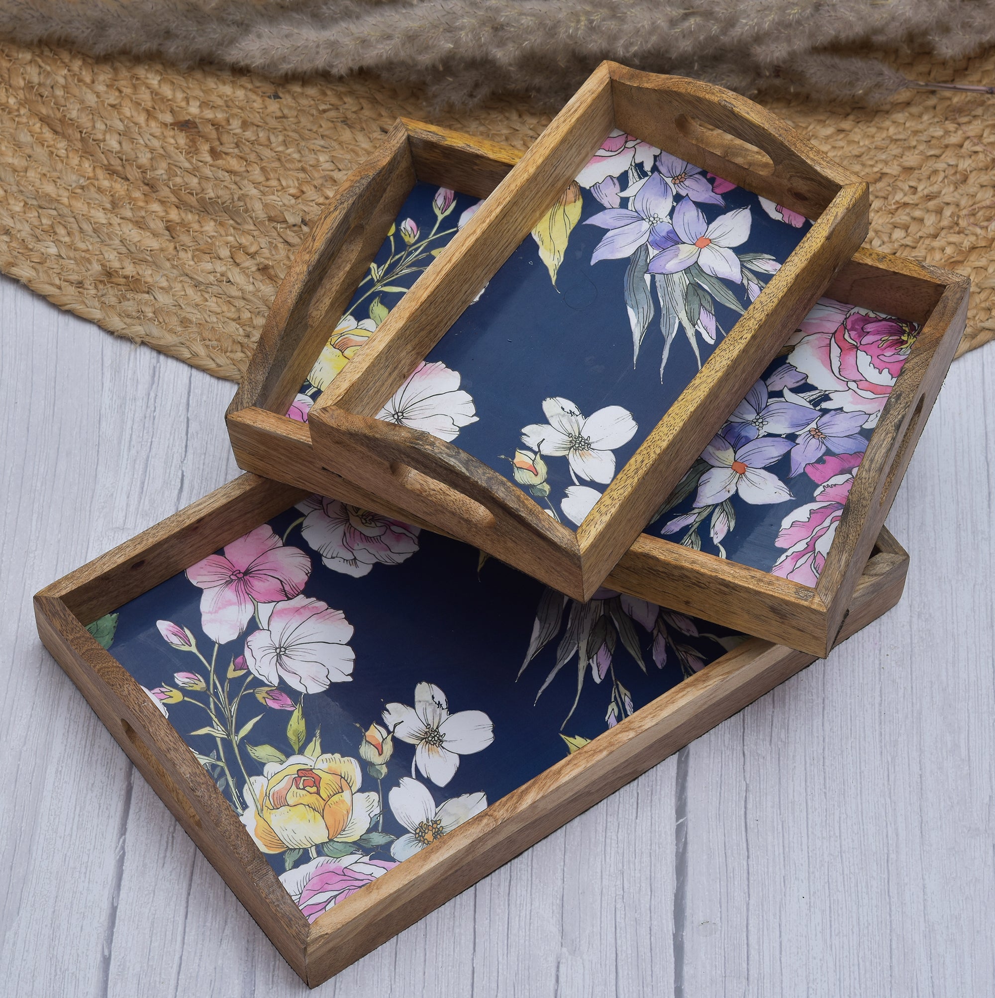 Wooden Serving Tray With Curved Handle And Phool Print