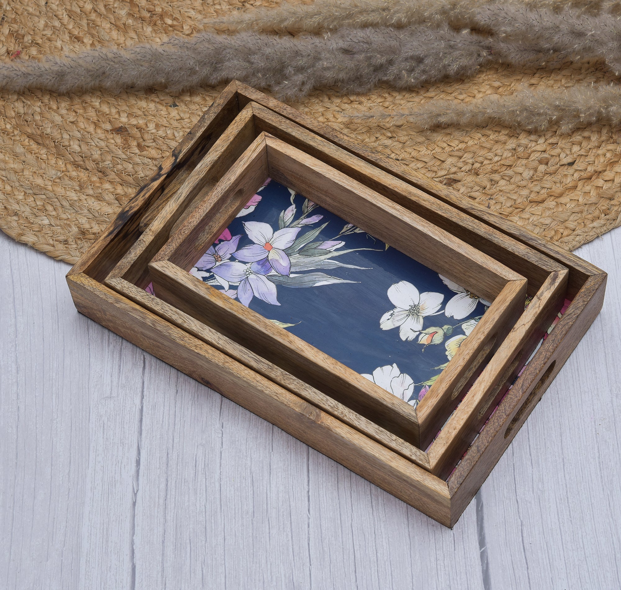Wooden Serving Tray With Plain Handle And Phool Print Set Of 3