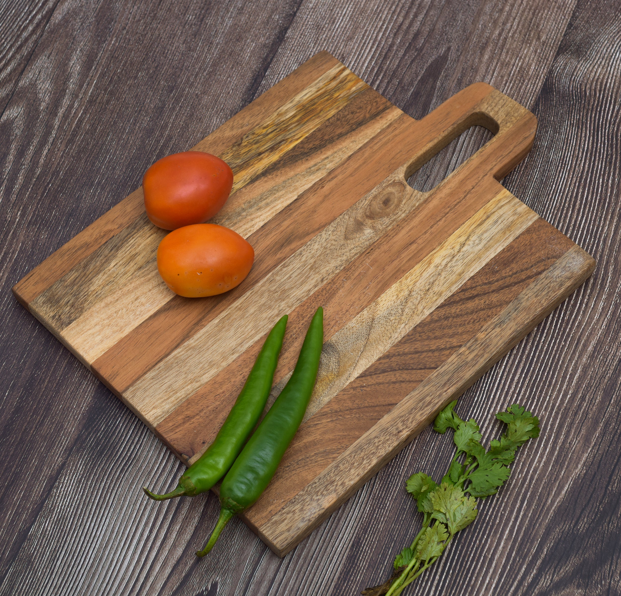 Mixwood Chopping Board With Length Cut Handle