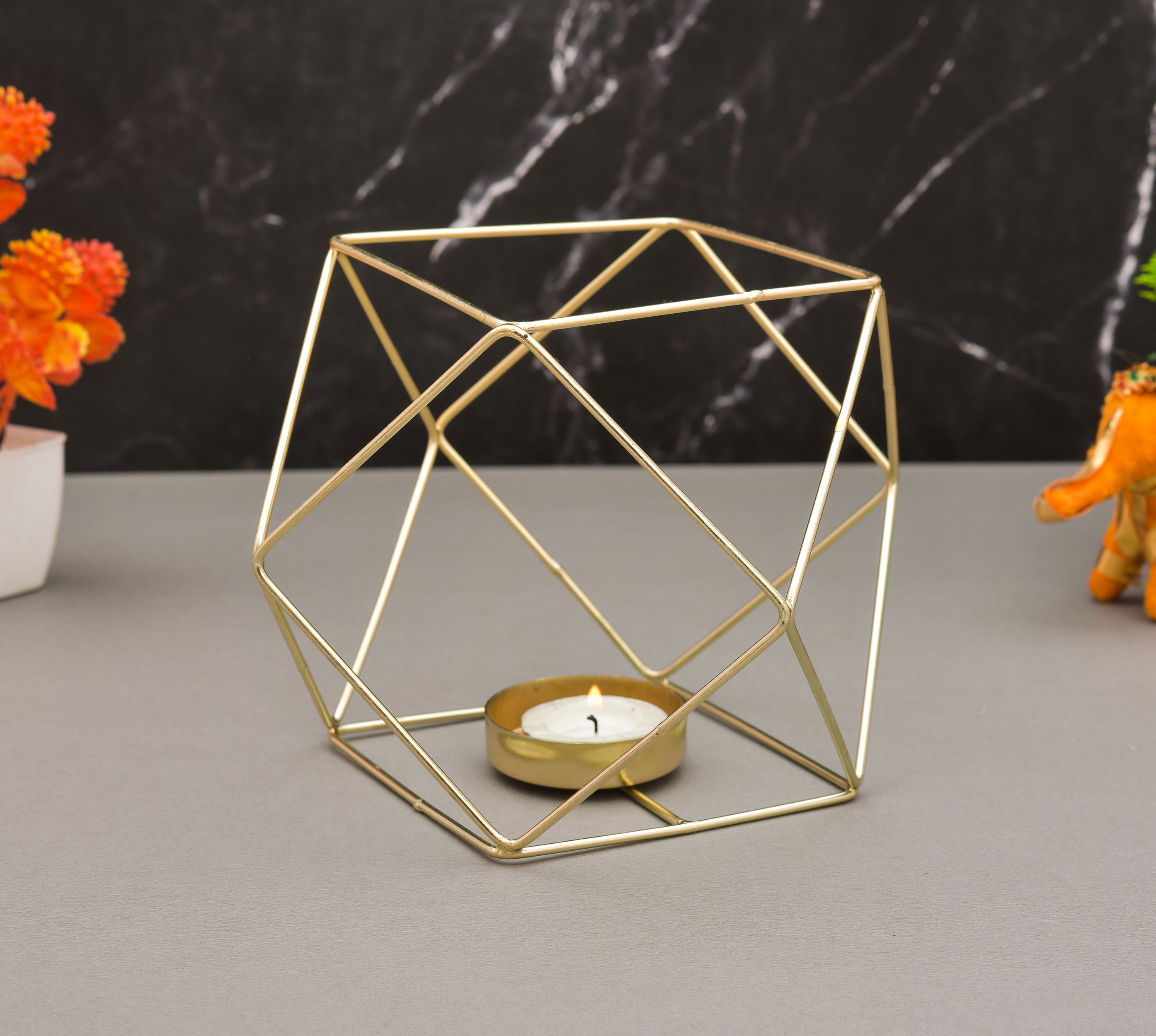 Taare Diamond T-light Holder