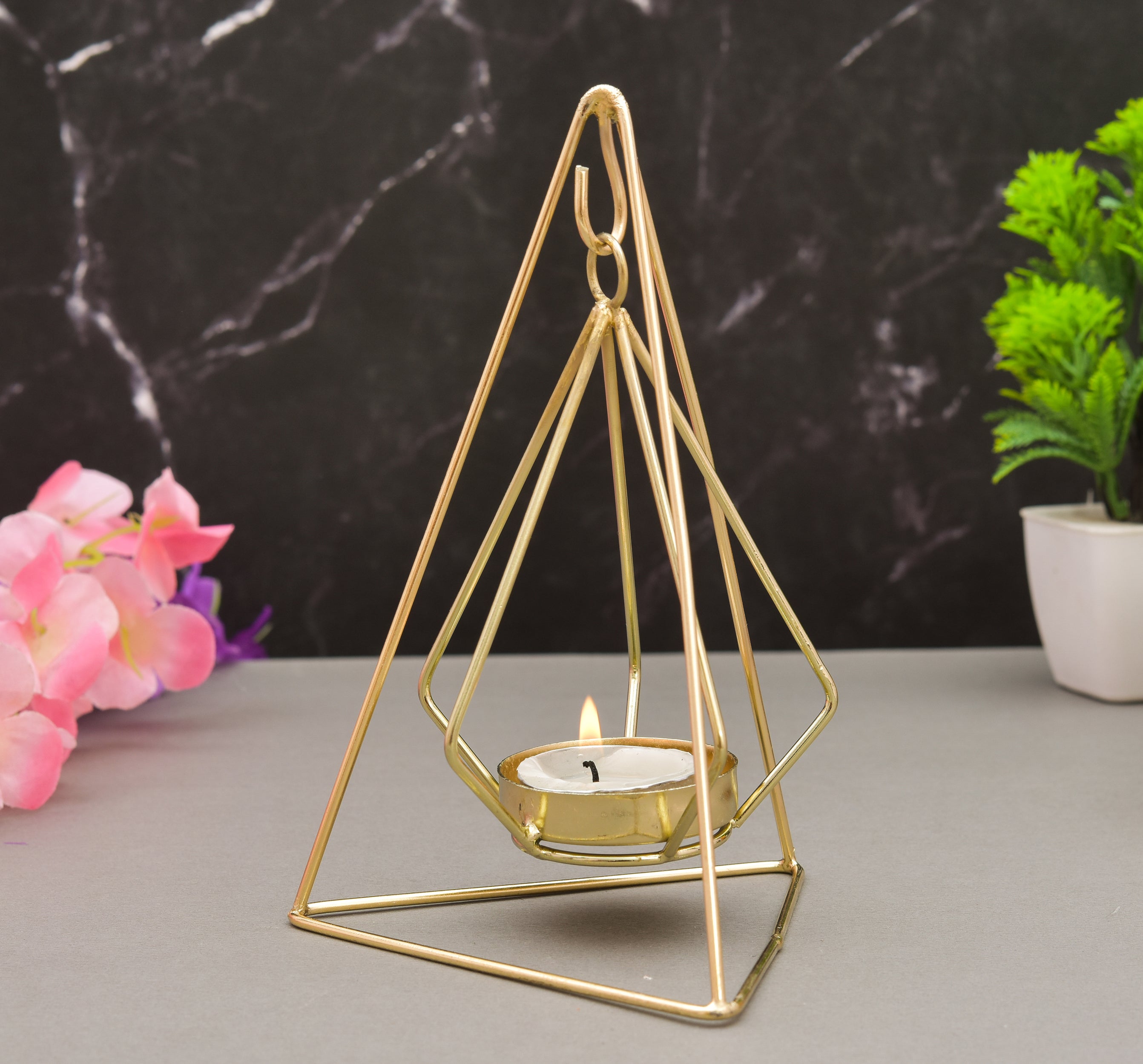 Taare Tikona Jhula Tea Light Holder - Candle Stand