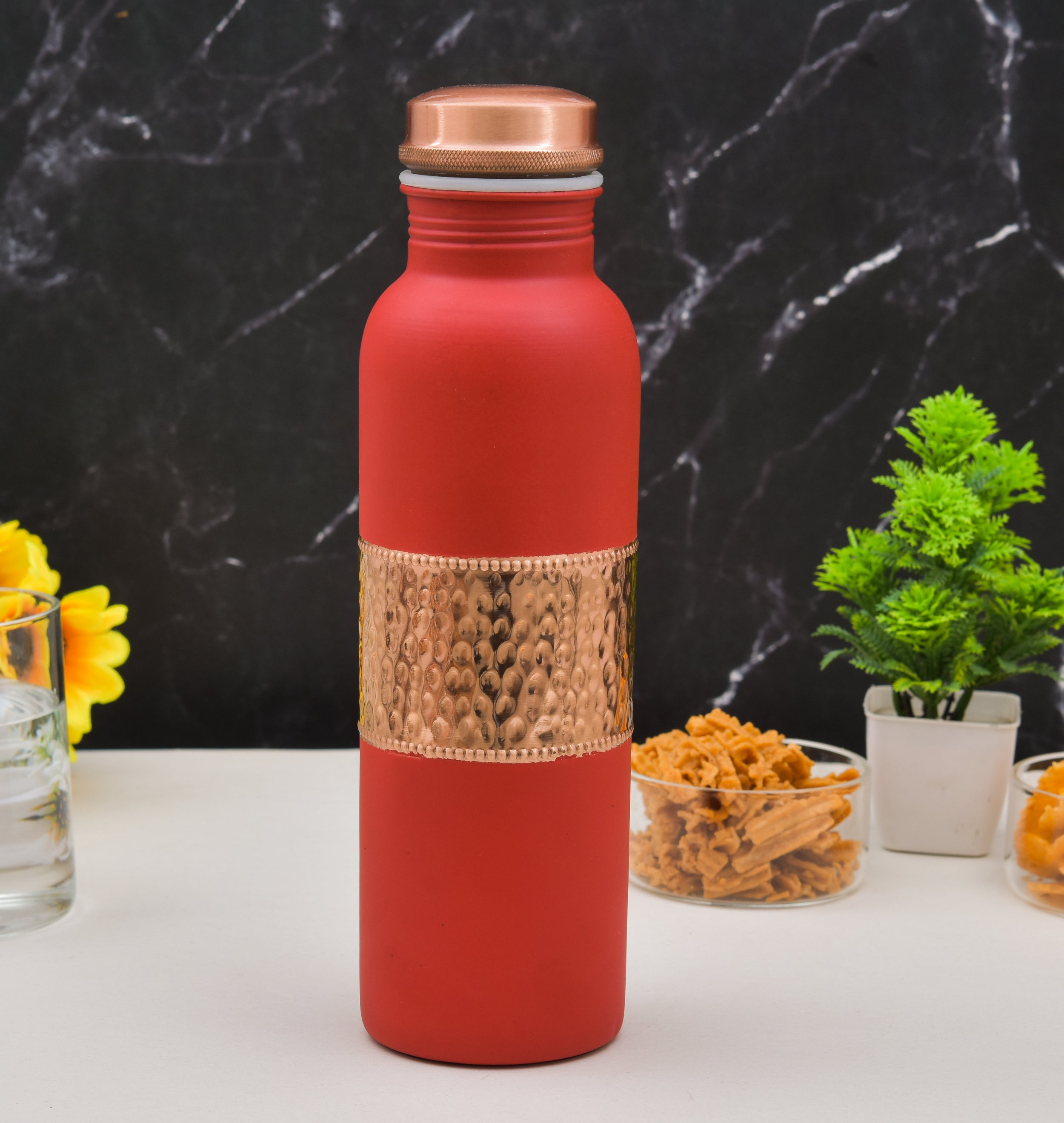 MIDDLE HAMMERED PURE COPPER WATER BOTTLE - 950ml
