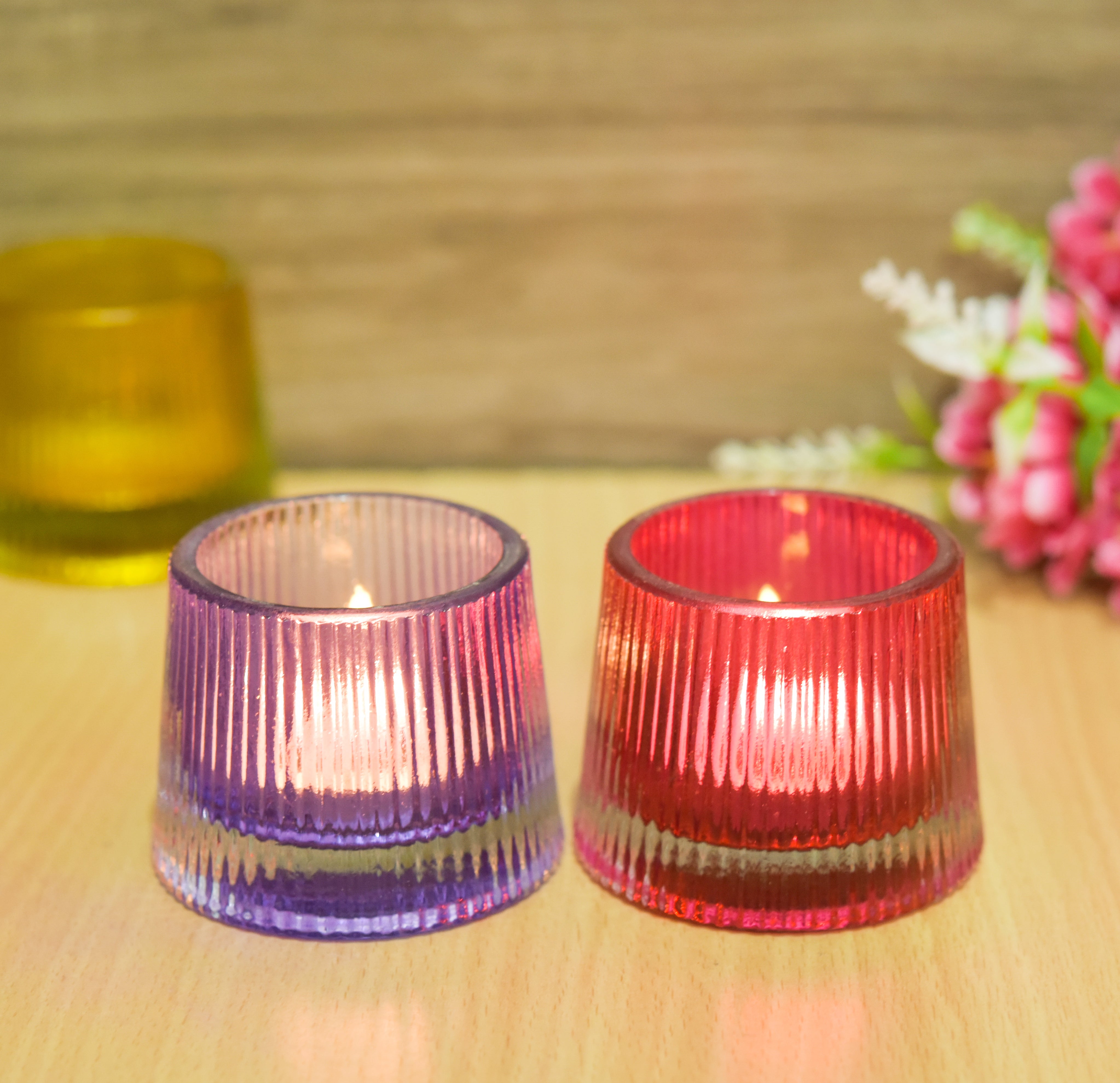 Glass Ribbed T-light Holder