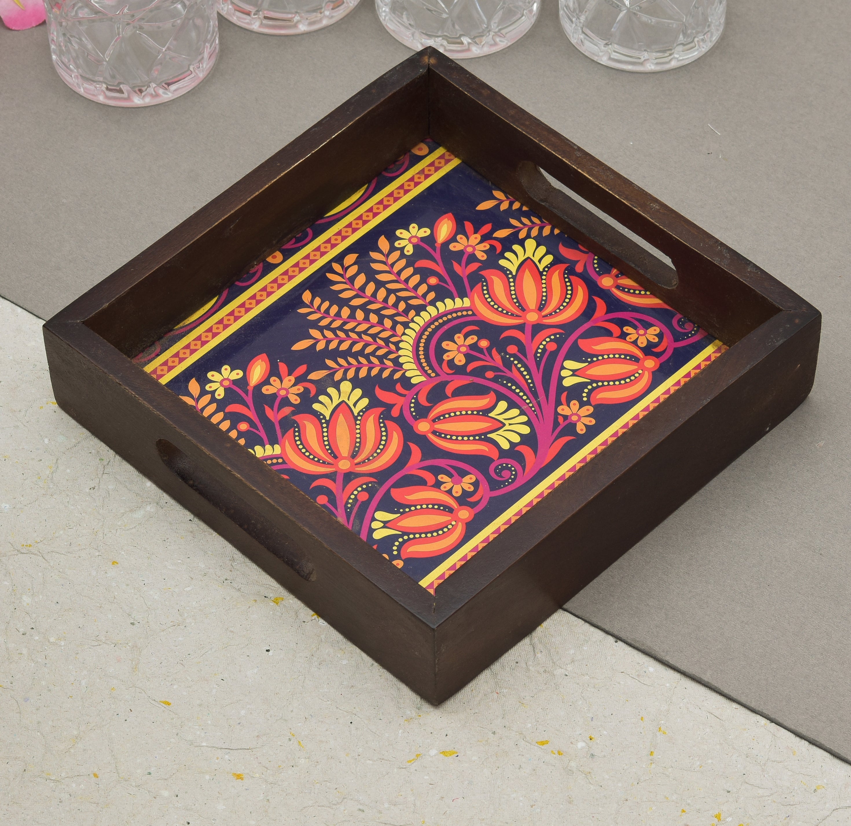 VINTAGE PRINTED WOODEN SQUARE SERVING TRAY