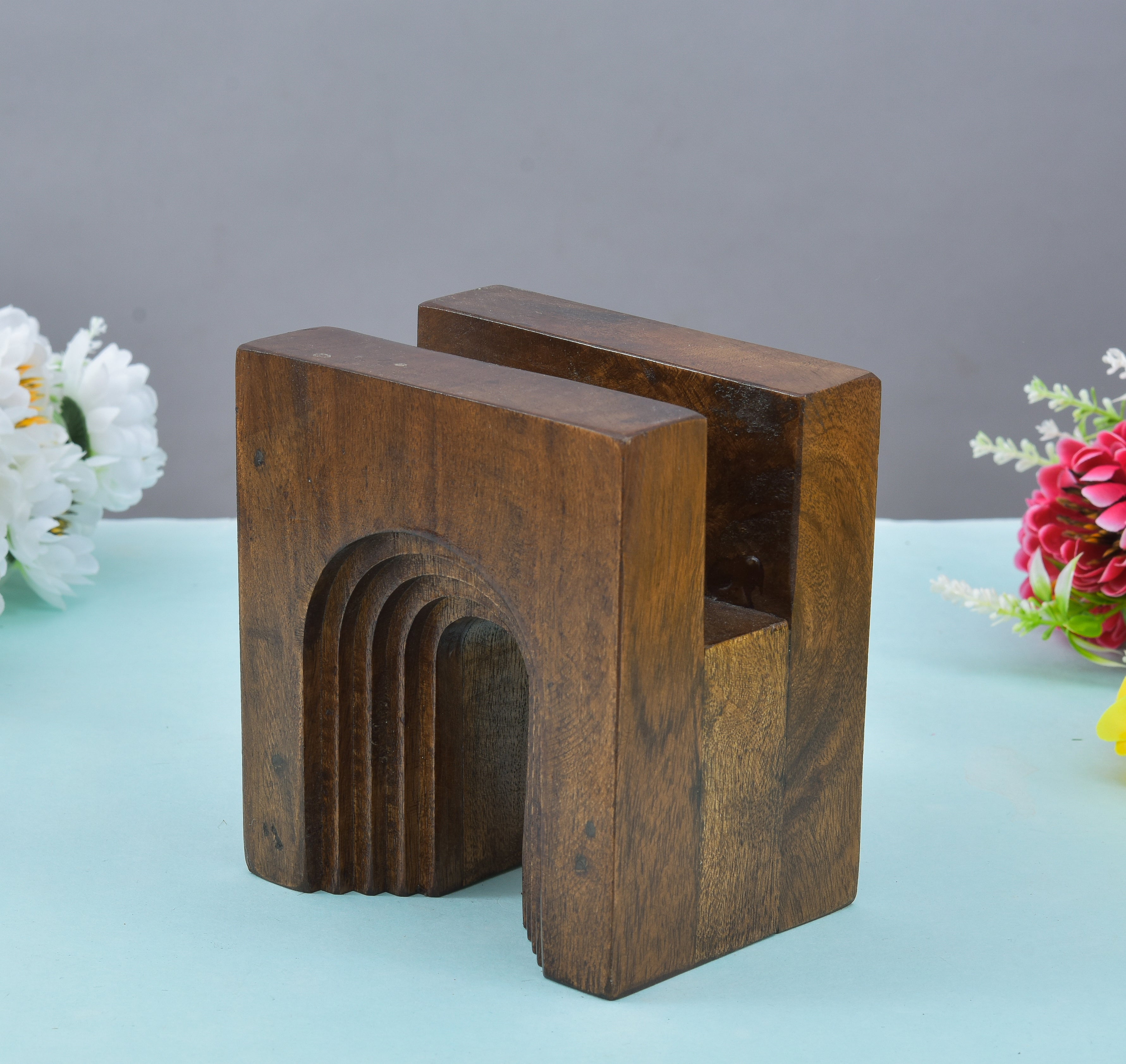 ROME TISSUE HOLDER
