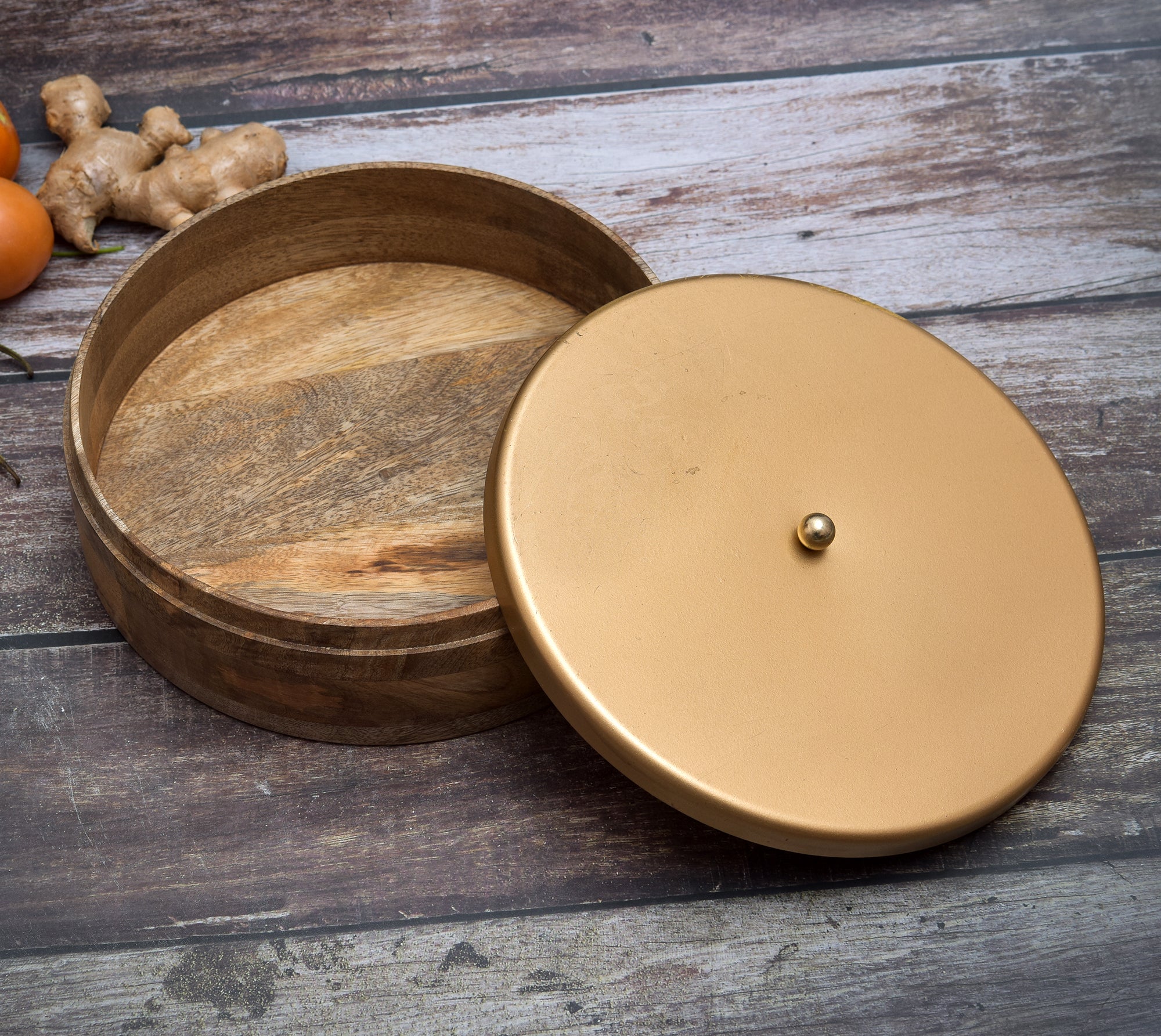 MANGO WOOD CASSEROLE WITH IRON LID - Roti Box