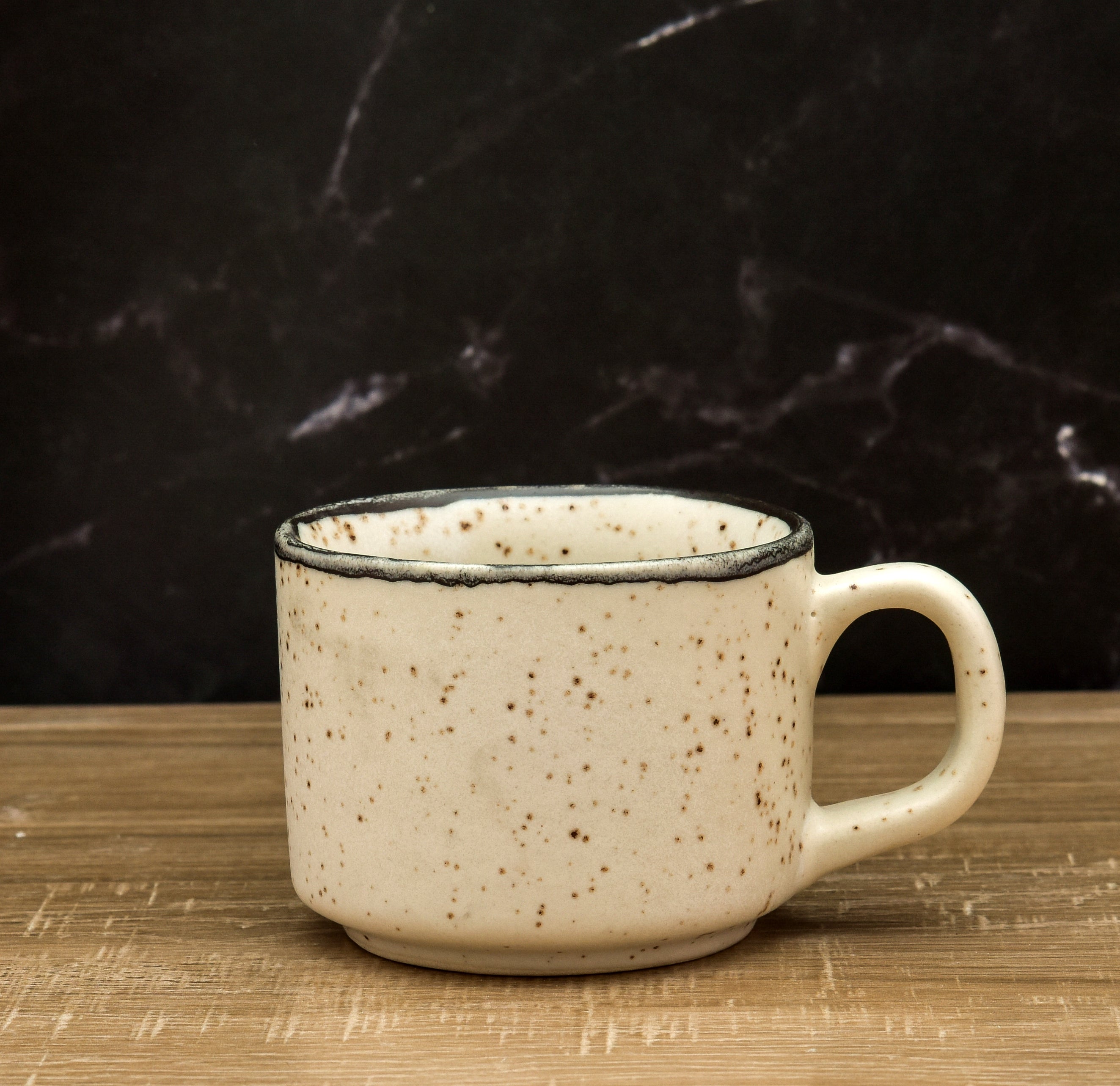 DESIGNER WHITE CUP FOR COFFEE AND TEA