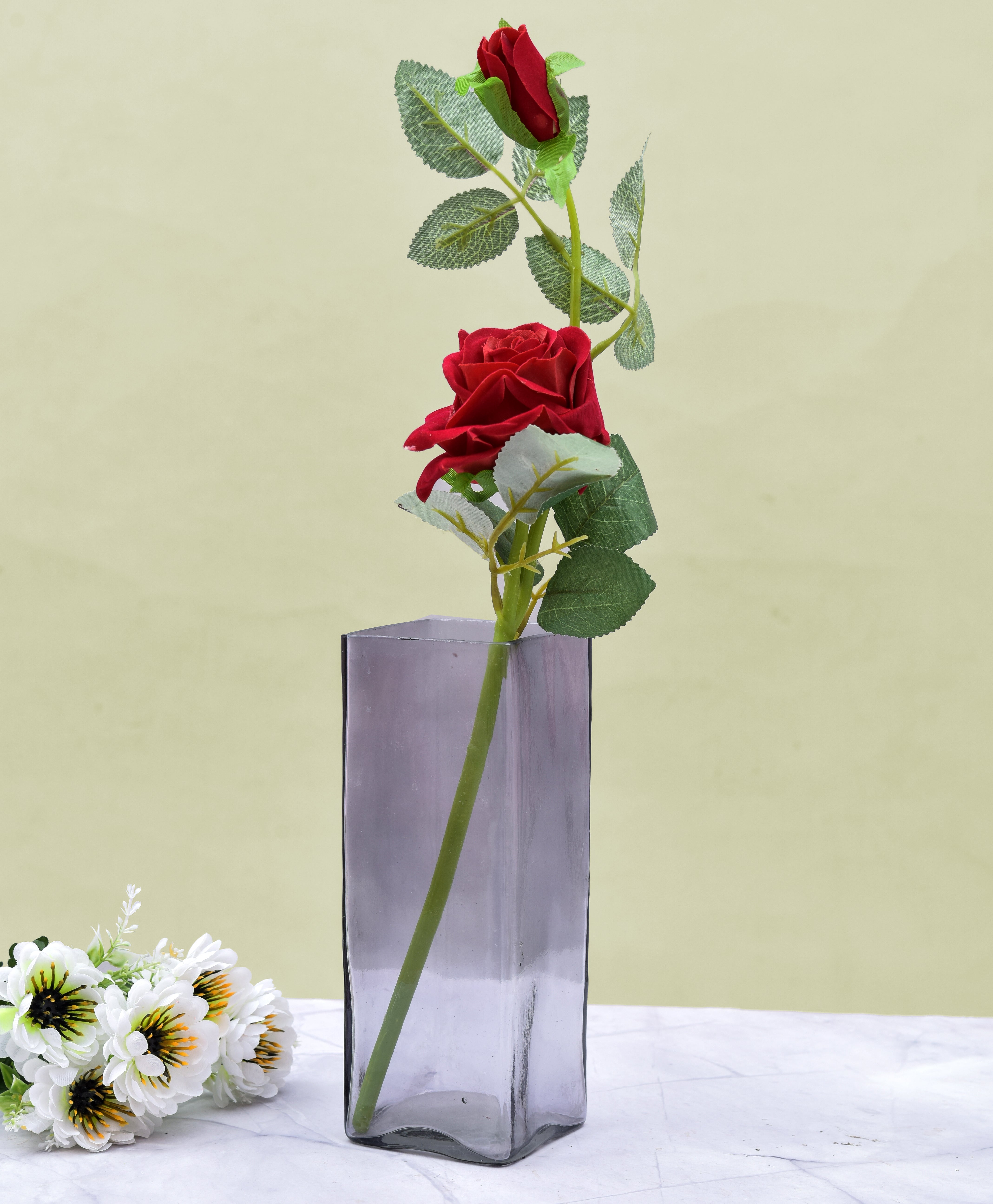 KATTY VASES