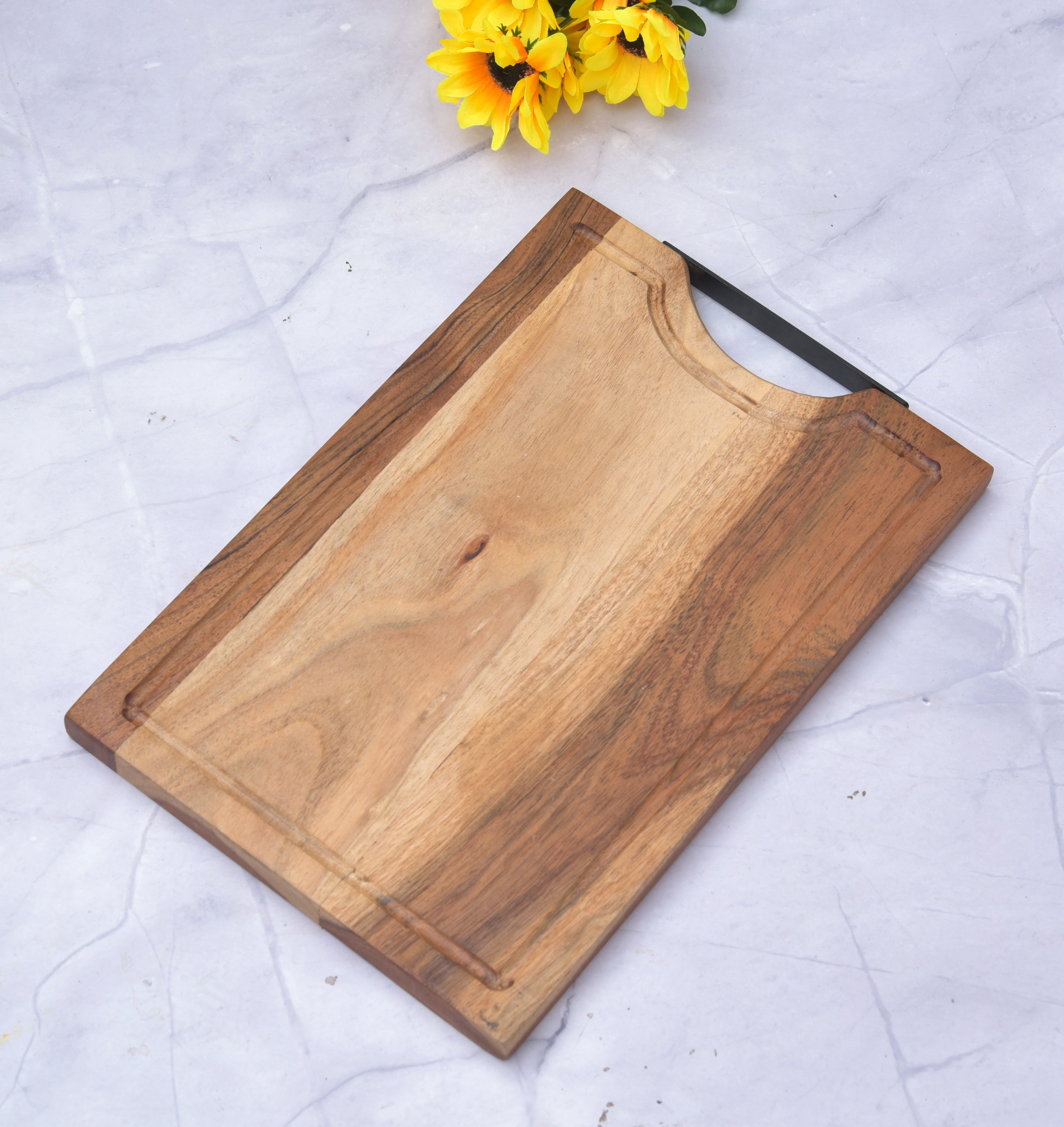 Acacia Wooden Chopping Board with Iron Handle in Middle