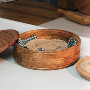 Sanjeev Kapoor OGGN Natural Wood Casserole with Lid, Handcrafted Wooden Chapati Box, Hot Case, Round Roti Dabba for Kitchen, (22.86 X 22.86 Cm)