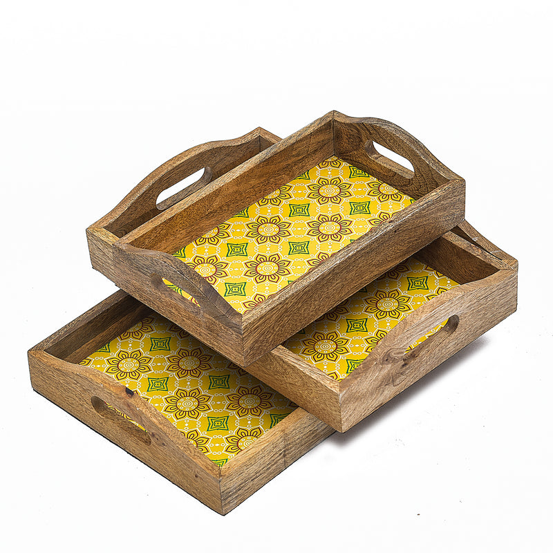 BASANT PRINTED SERVING TRAY WITH CURVED HANDLE