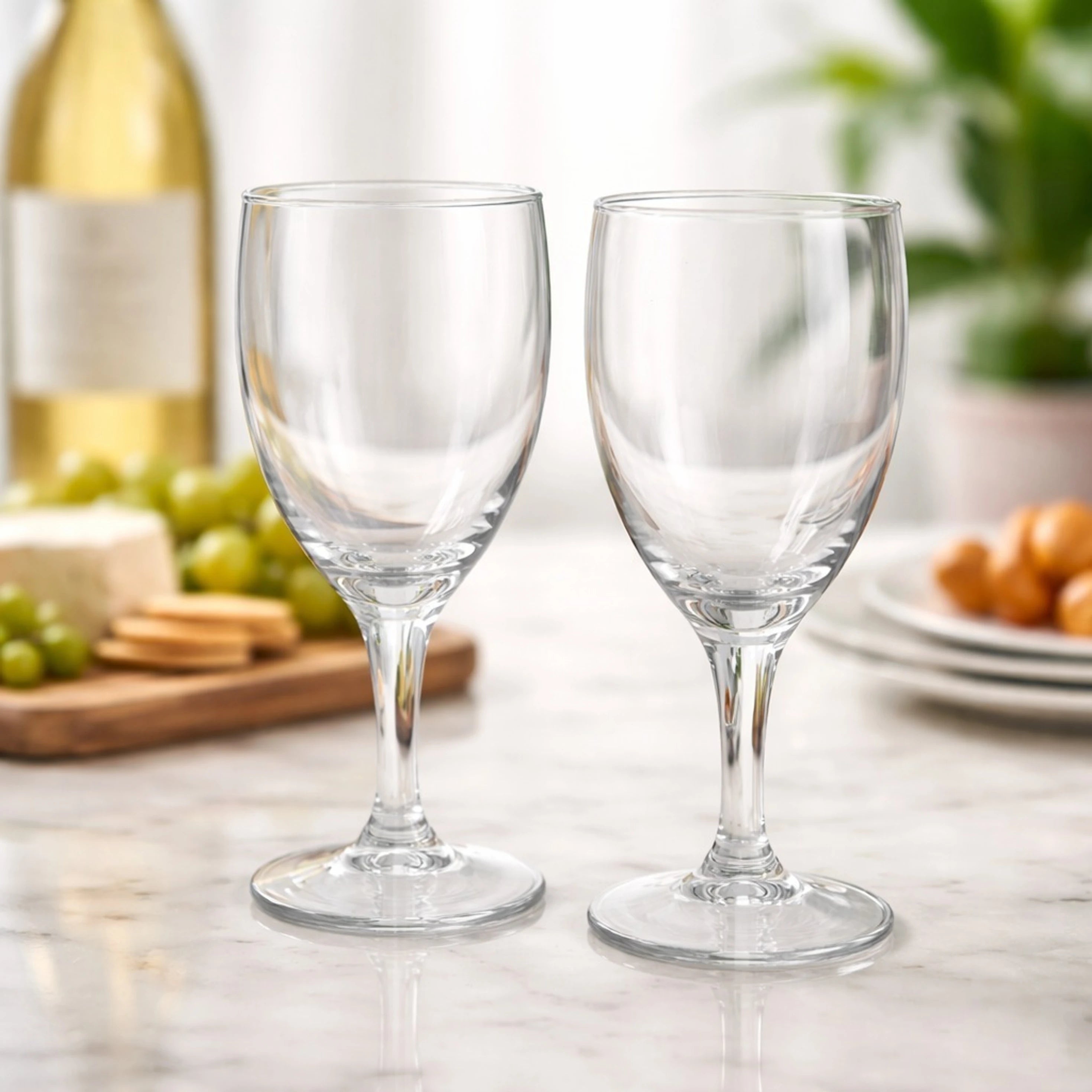 Stemmed Water/Wine Glasses – Set of Two - (250 ml, Transparent)